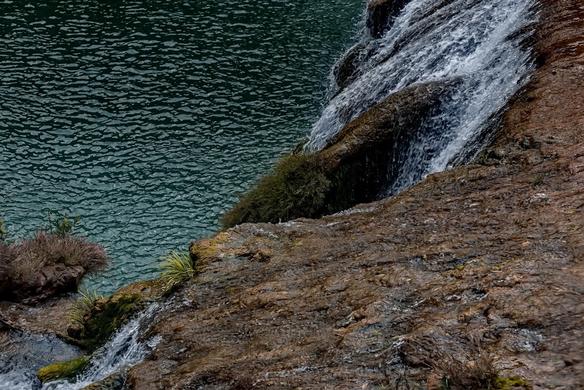 云南罗平 · 九龙瀑布群（春）