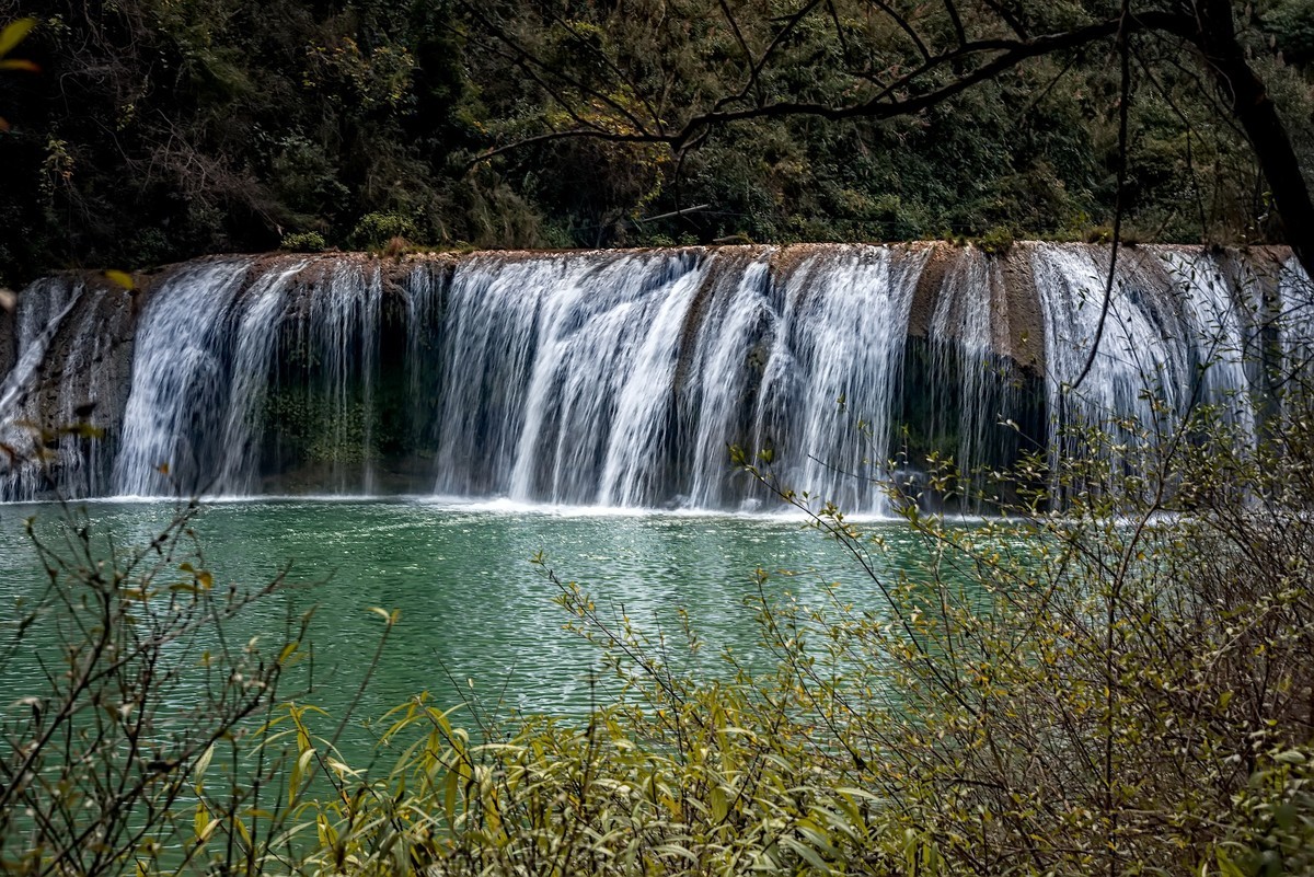 云南罗平 · 九龙瀑布群（春）