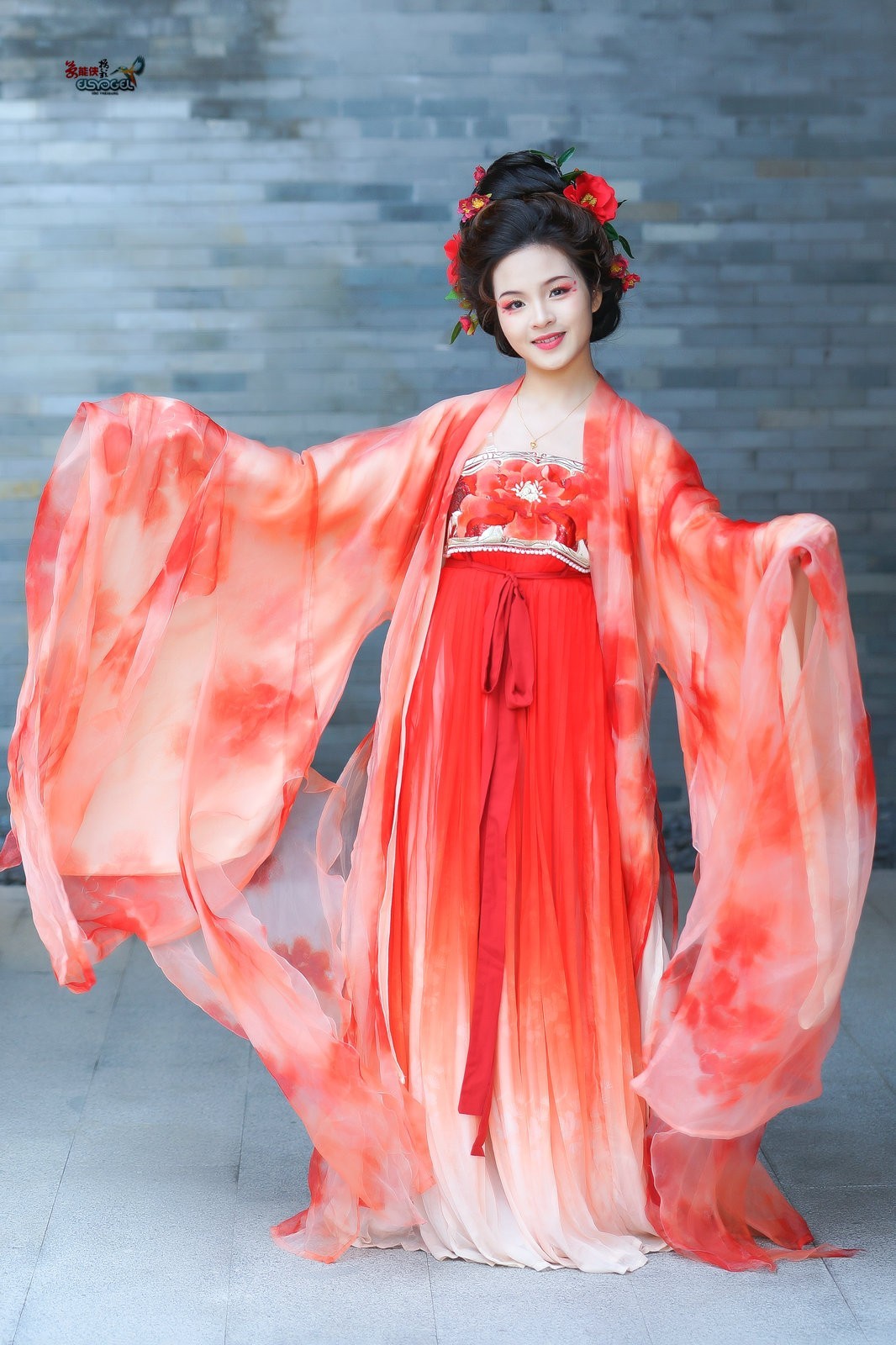 【倾城舞】---芳芳