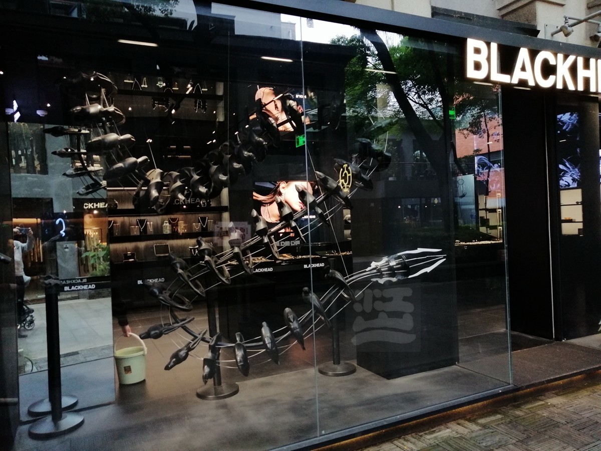 寂静的中午*橱窗——武汉天地