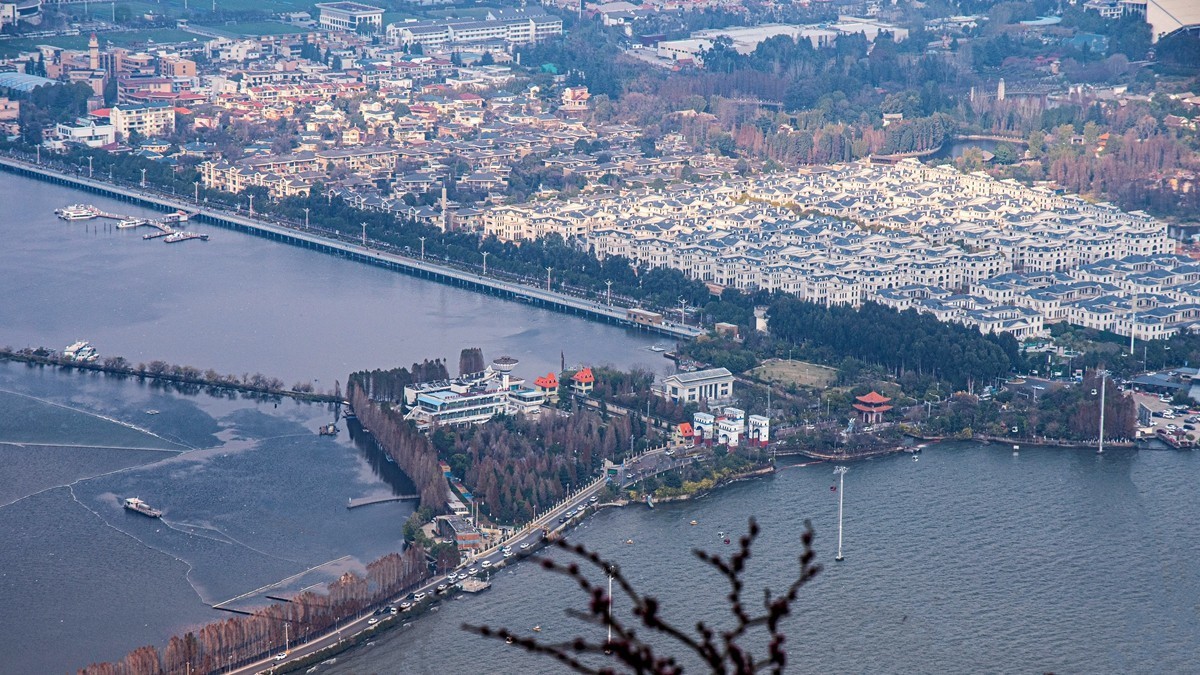 云南昆明--西山龙门【4】遥看昆明城