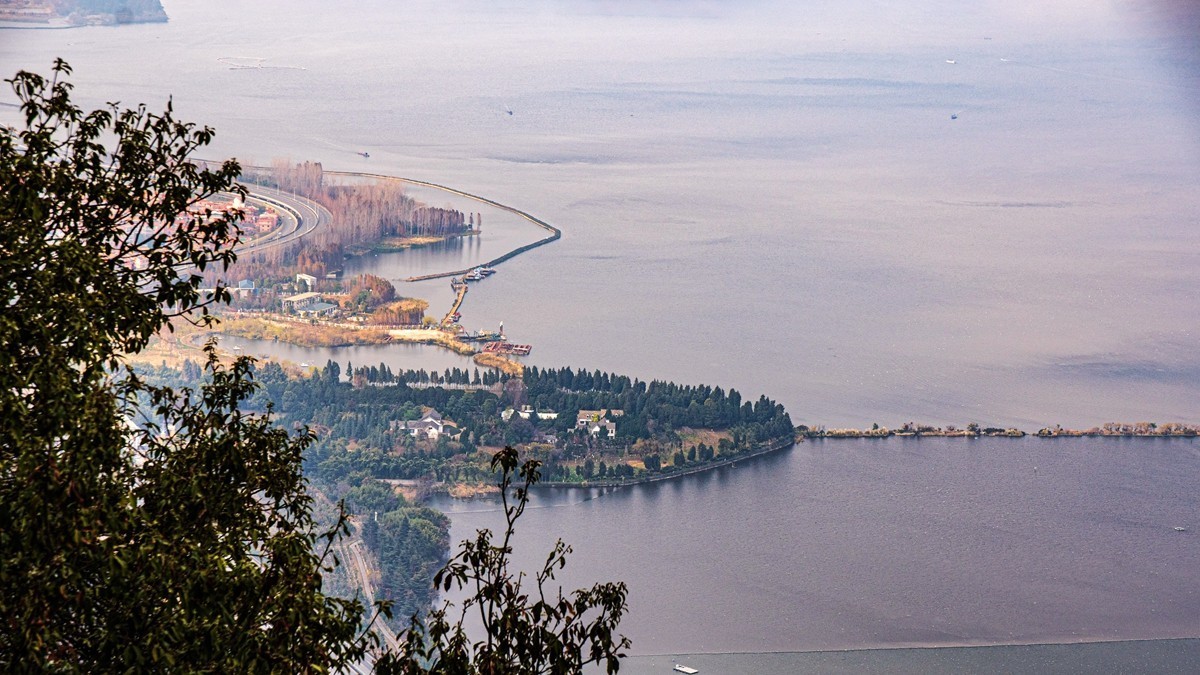 云南昆明--西山龙门【4】遥看昆明城