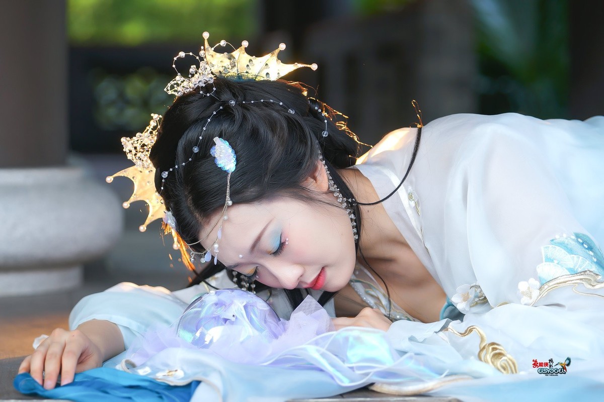 【梦幻人鱼美女】---银璐