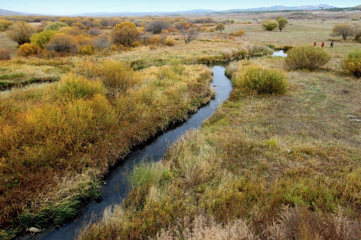 乌兰布统坝上木兰围场河湾湿地