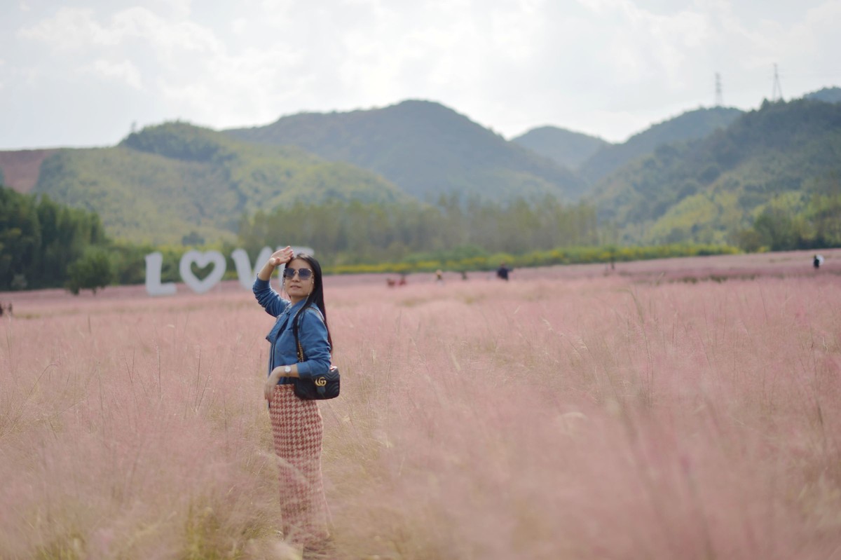 致自己之六：中年少女也可以在皖南的粉黛里风情万种！70-200原片直出