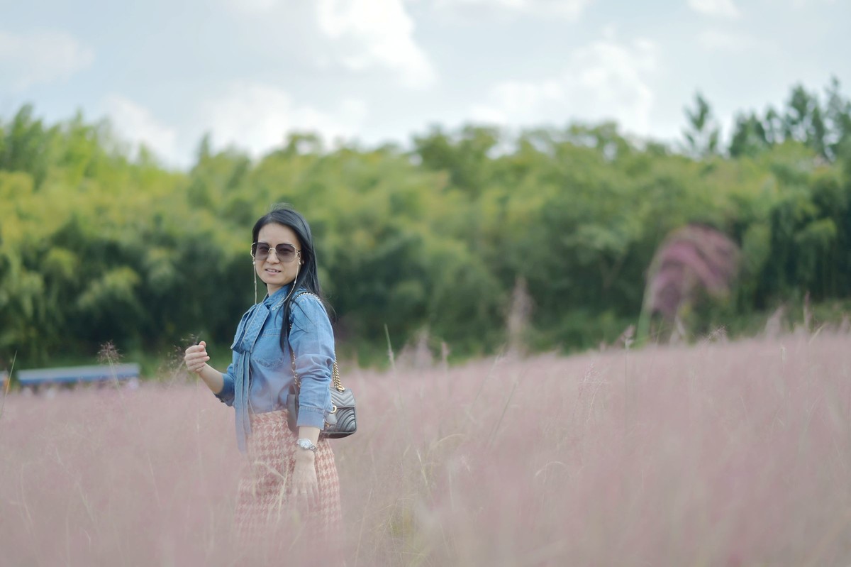 致自己之六：中年少女也可以在皖南的粉黛里风情万种！70-200原片直出