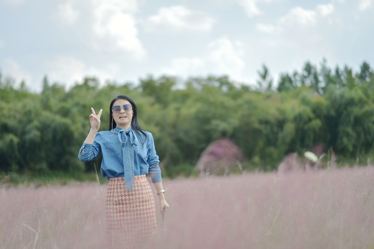 致自己之六：中年少女也可以在皖南的粉黛里风情万种！70-200原片直出