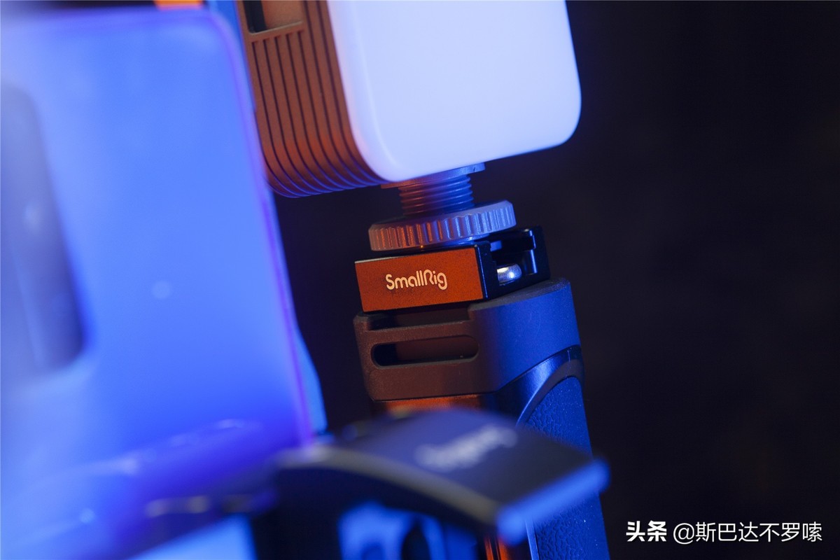 6 5 收藏 分享 Up主必备神器——斯莫格手机vlog+便携直播专业支架