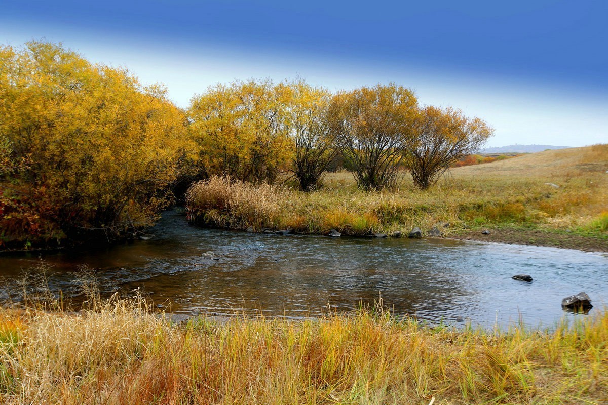 乌兰布统坝上木兰围场河湾湿地