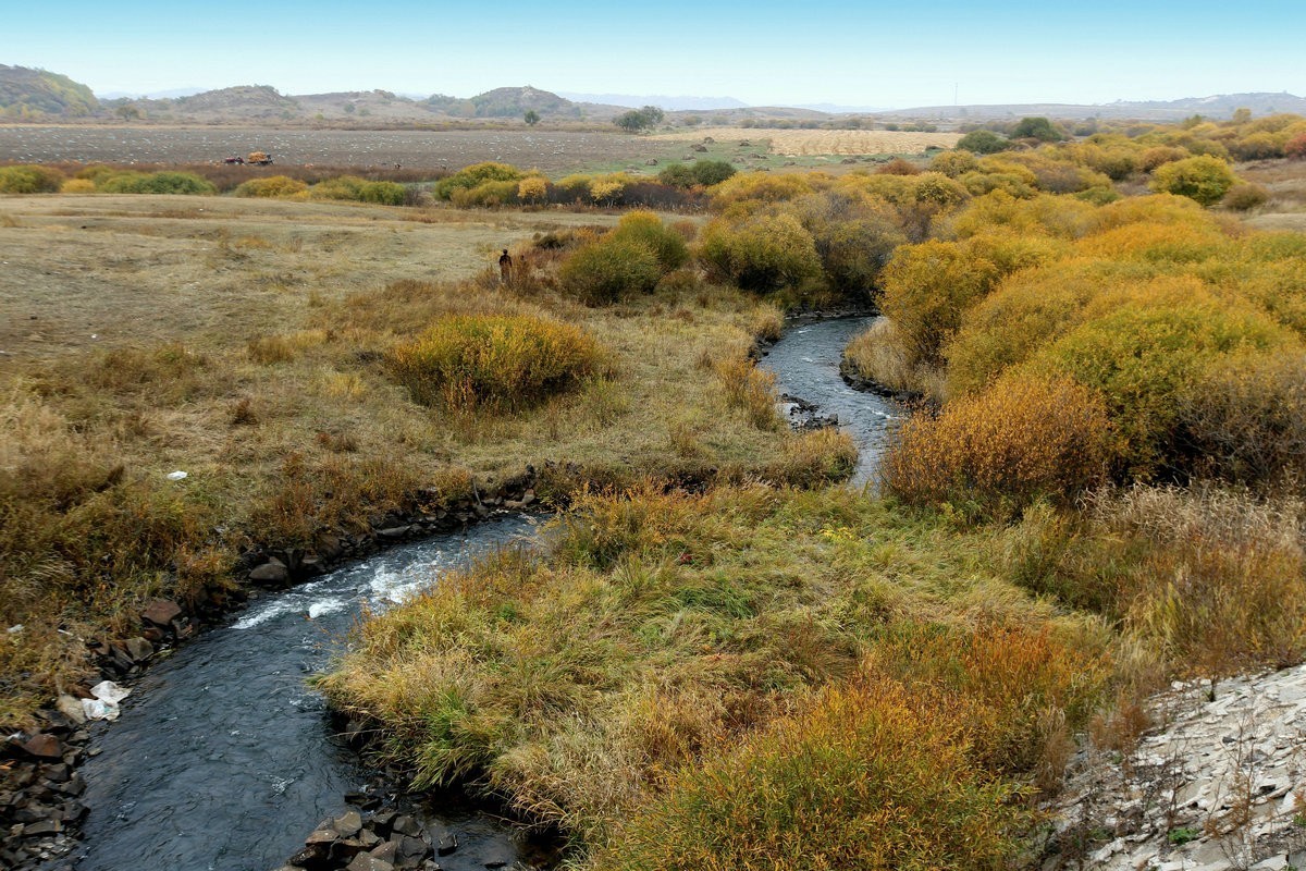 乌兰布统坝上木兰围场河湾湿地
