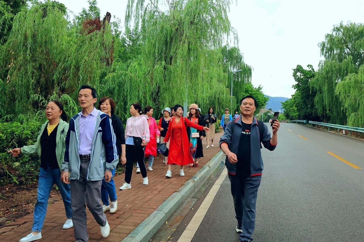 记实——喜乐年华乐团游邛海大石板村（完）