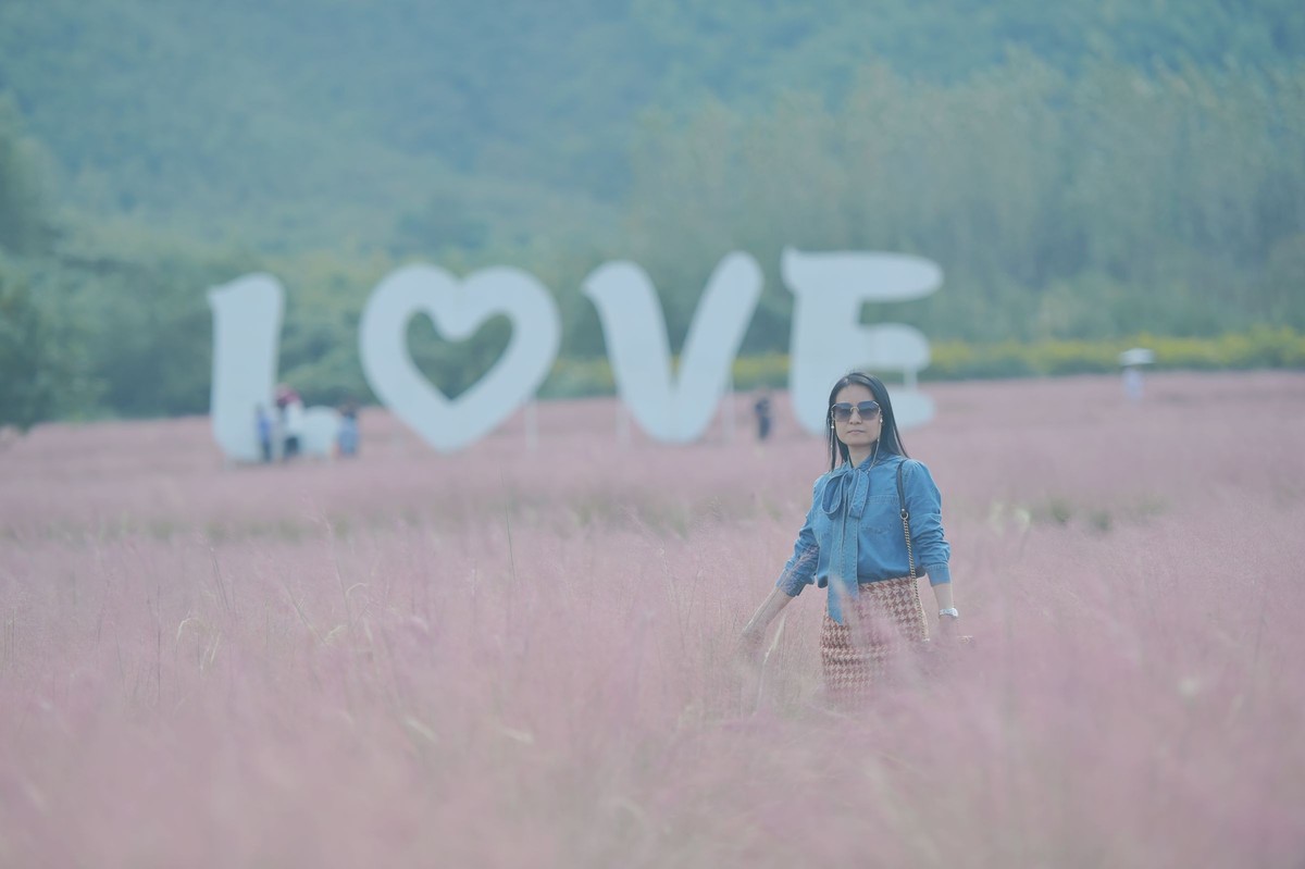 致自己之六：中年少女也可以在皖南的粉黛里风情万种！70-200原片直出