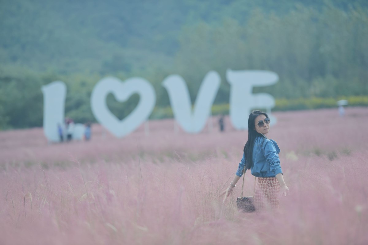 致自己之六：中年少女也可以在皖南的粉黛里风情万种！70-200原片直出