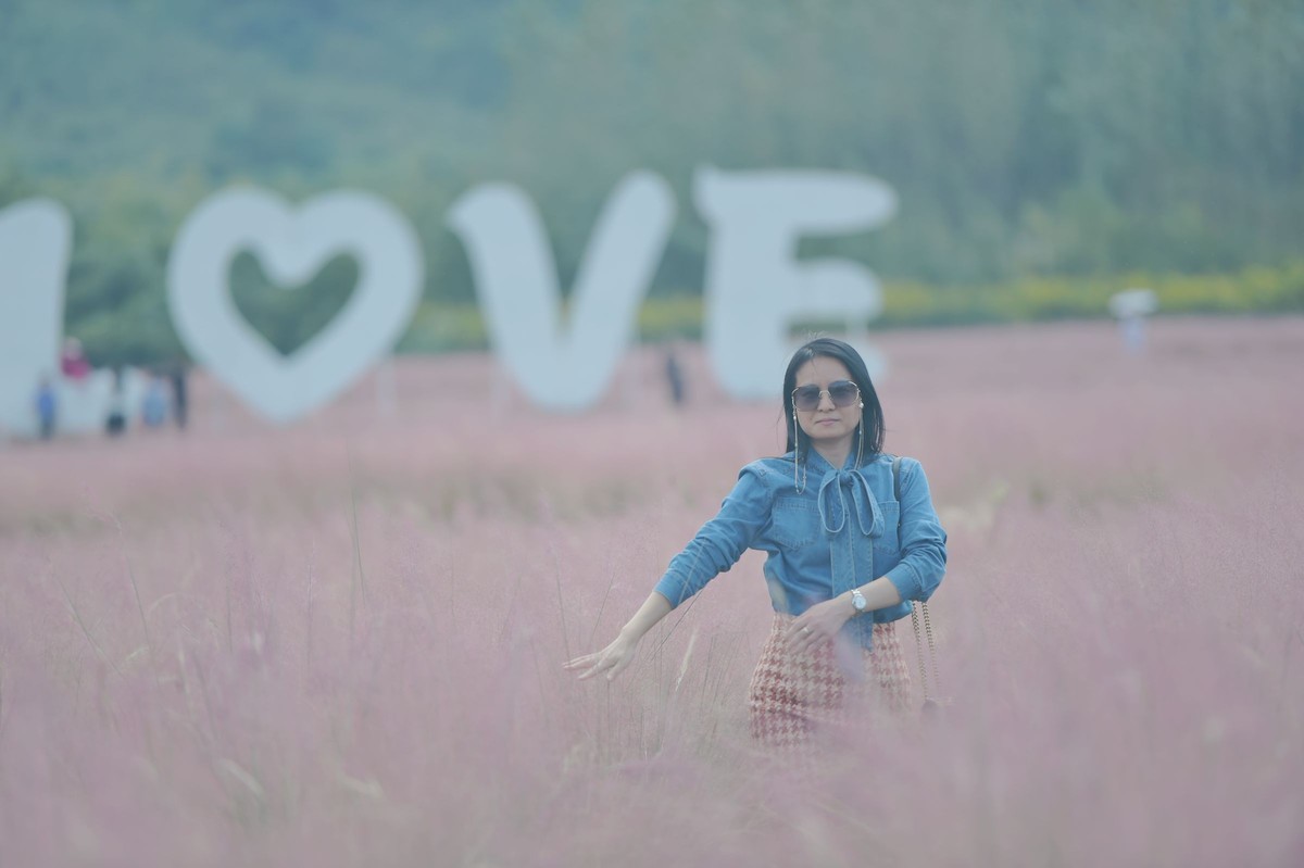 致自己之六：中年少女也可以在皖南的粉黛里风情万种！70-200原片直出