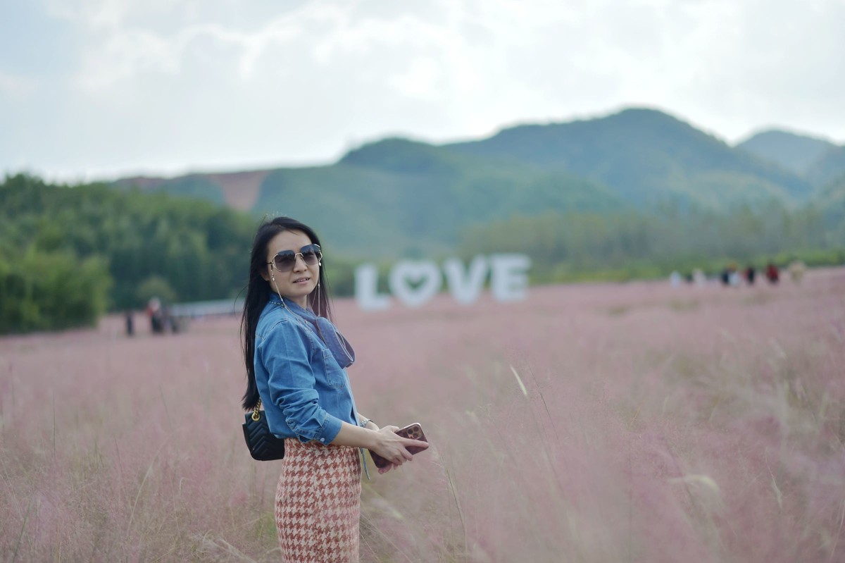 致自己之六：中年少女也可以在皖南的粉黛里风情万种！70-200原片直出