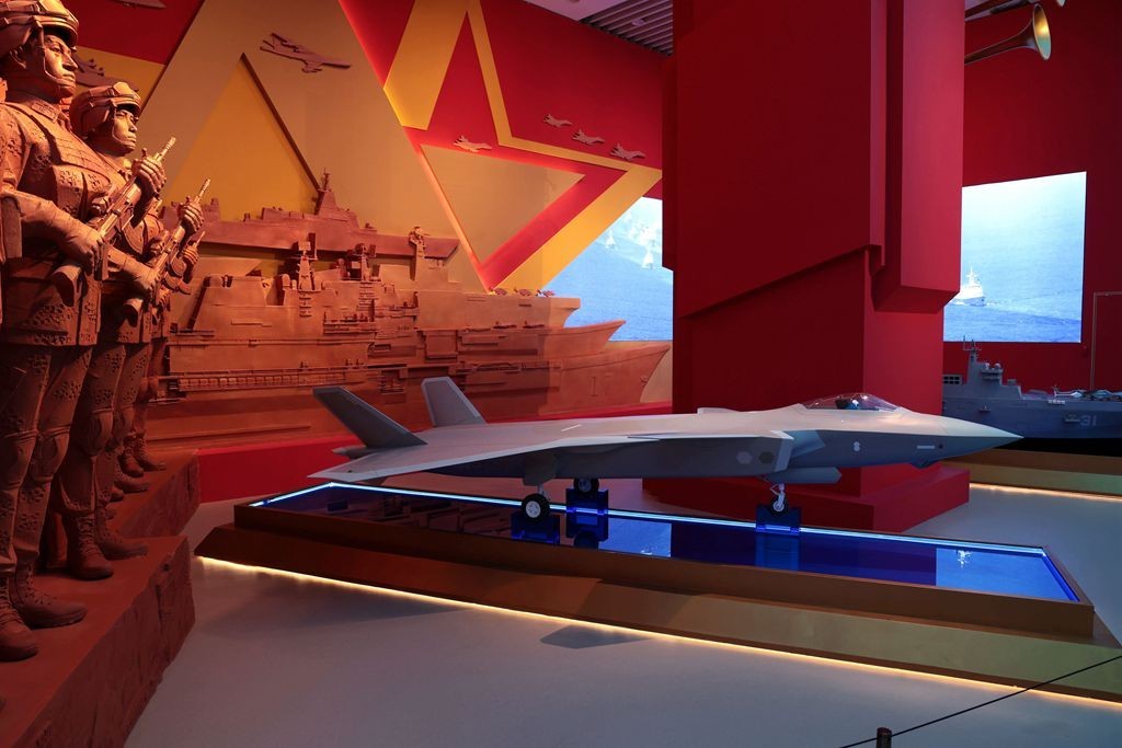 领航强军向复兴---新时代国防和军队建设成就展