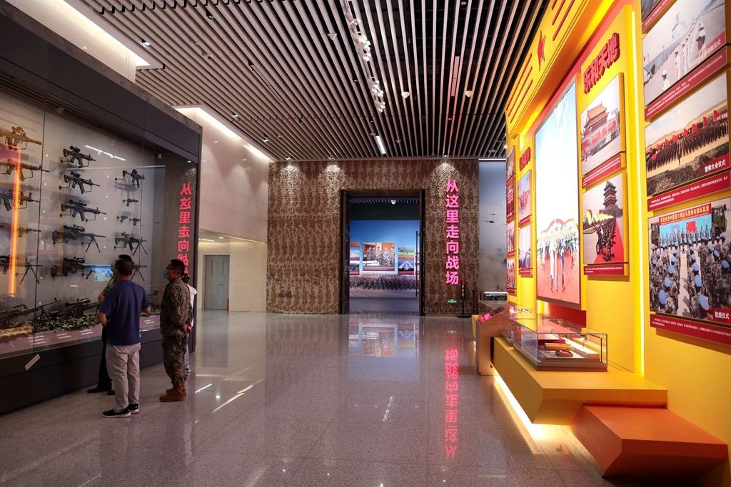 领航强军向复兴---新时代国防和军队建设成就展