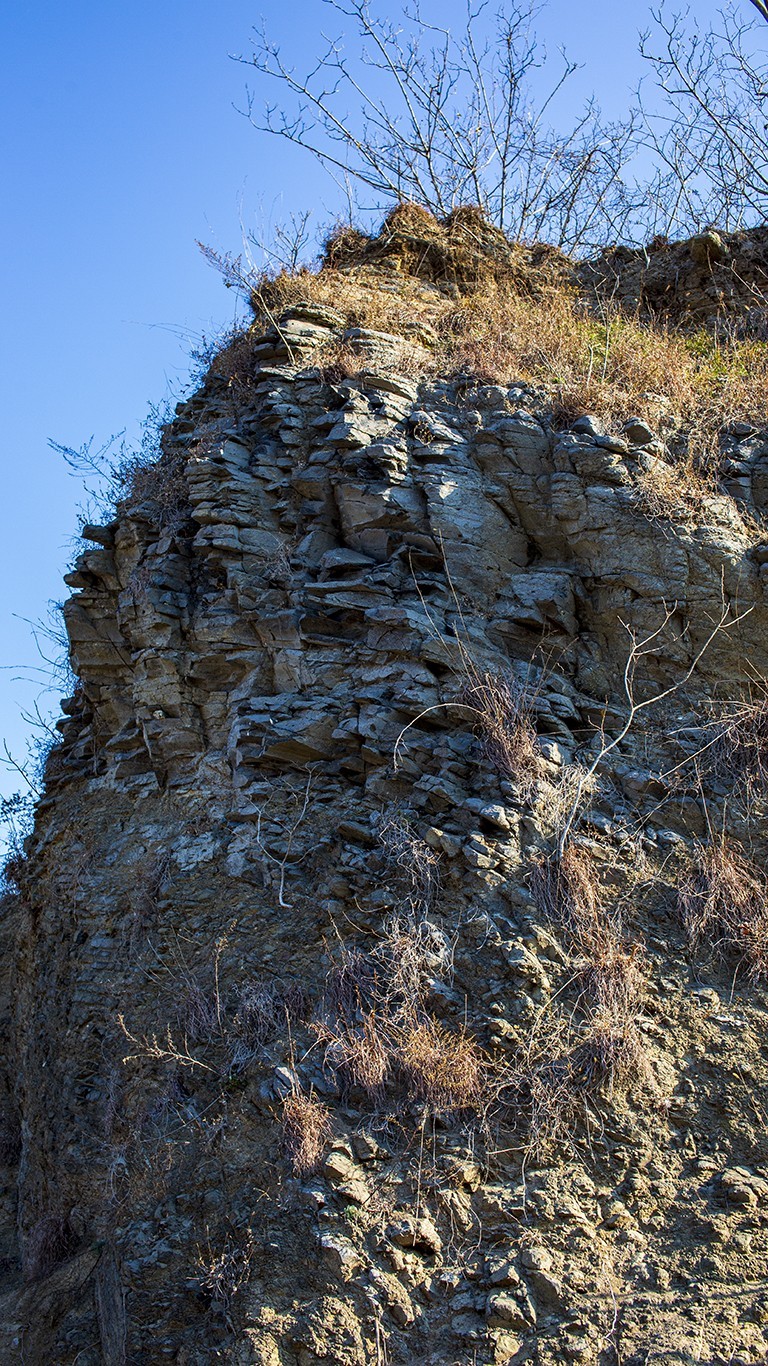 南京六。合西阳山矿坑石柱林