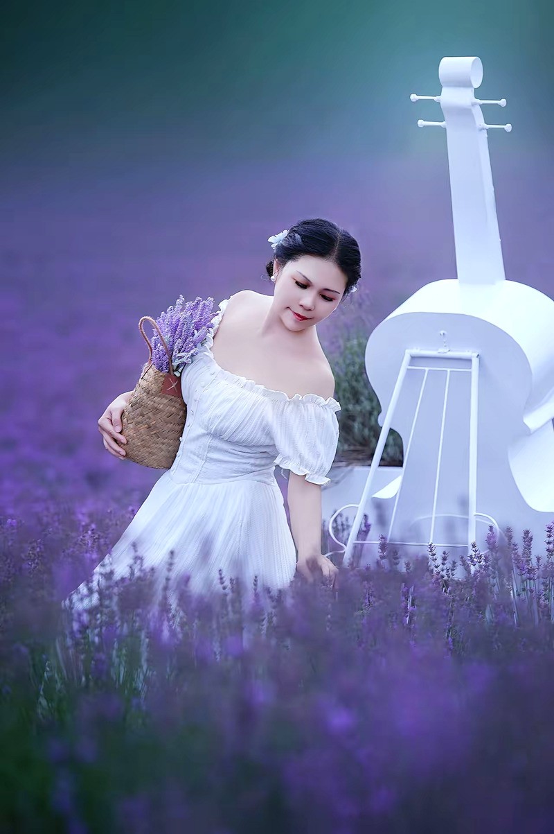 熏衣草中人像--长沙月亮岛3