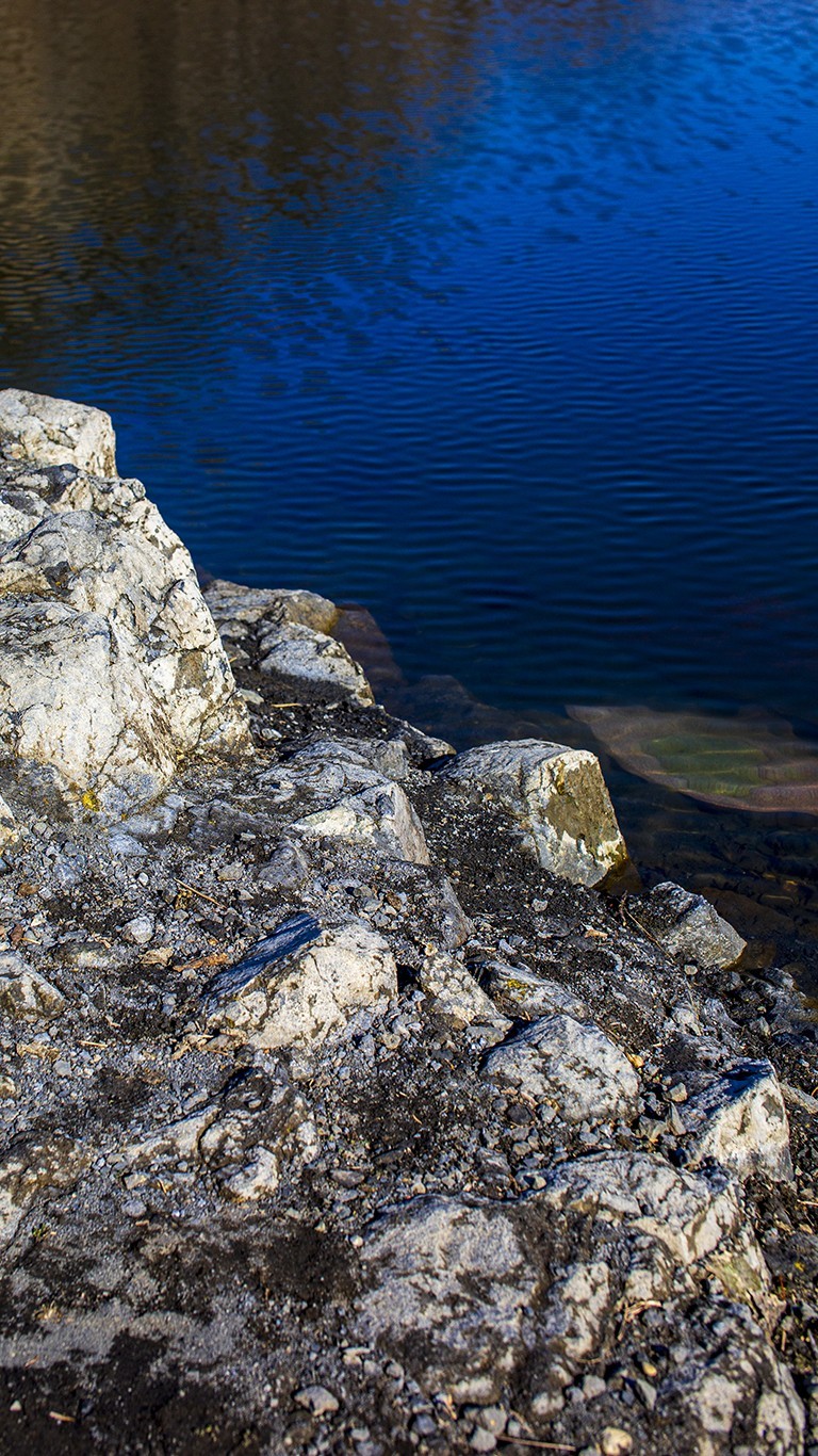 南京六。合西阳山矿坑石柱林