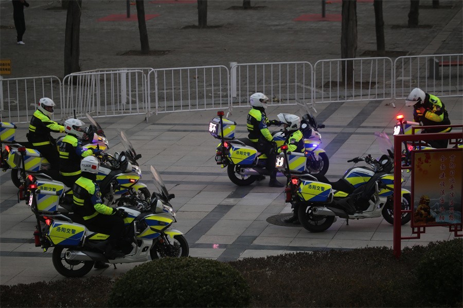 2024洛阳市元旦长跑暨半程马拉松赛今日举行
