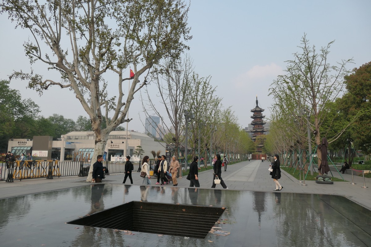 【上海龙华宝塔】——摄于上海龙华寺