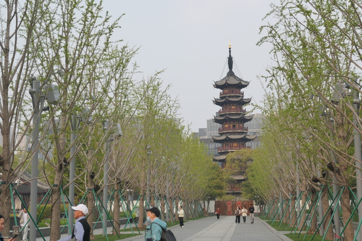 【上海龙华宝塔】——摄于上海龙华寺