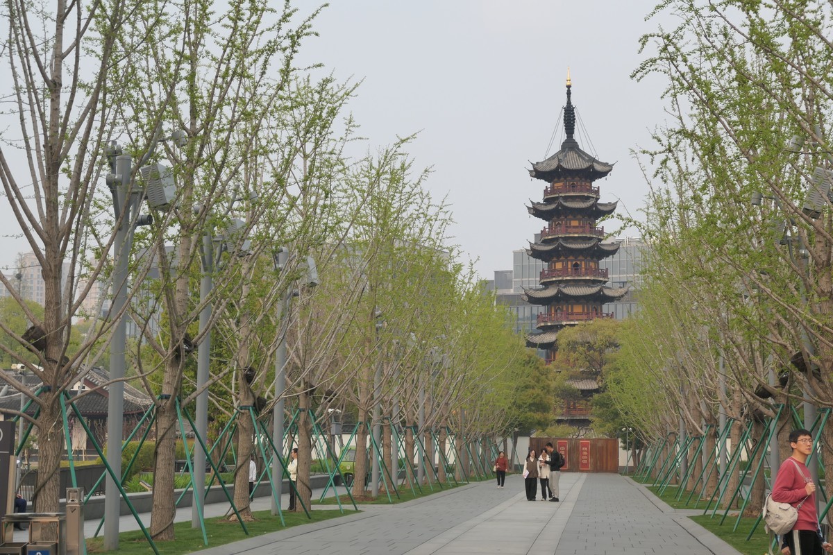 【上海龙华宝塔】——摄于上海龙华寺