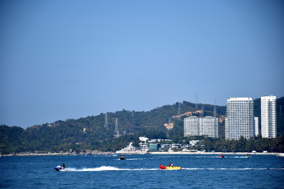 2025春节 广东行（91）巽寮湾艺术银滩路