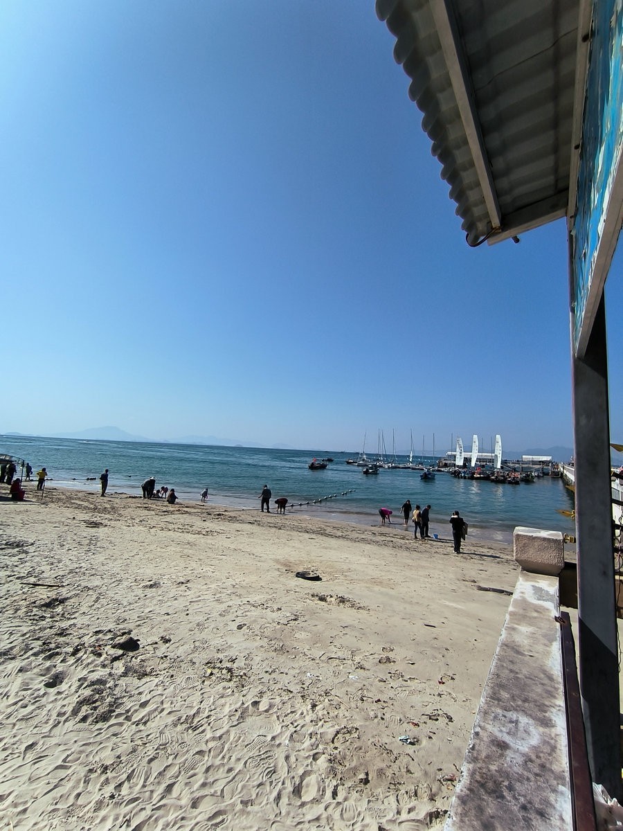 2025春节 广东行（91）巽寮湾艺术银滩路