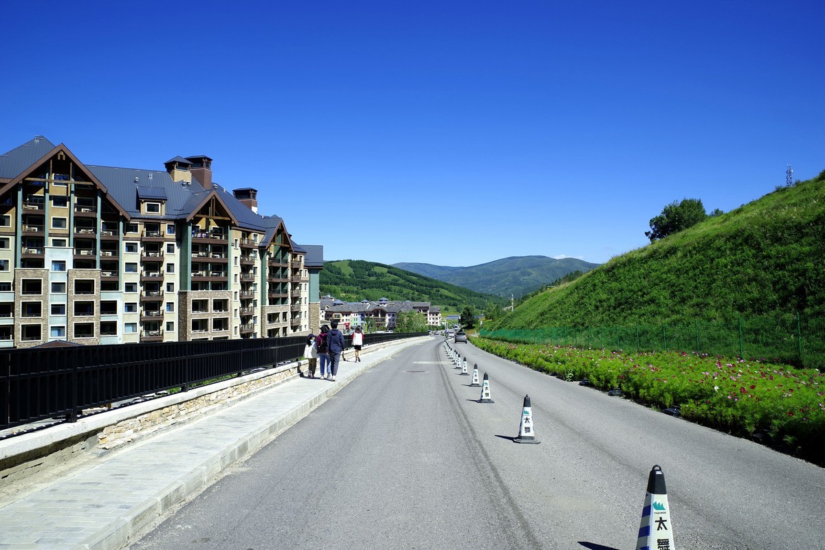 2023——河北省崇礼太舞小镇，到达山顶，这里的风景独好