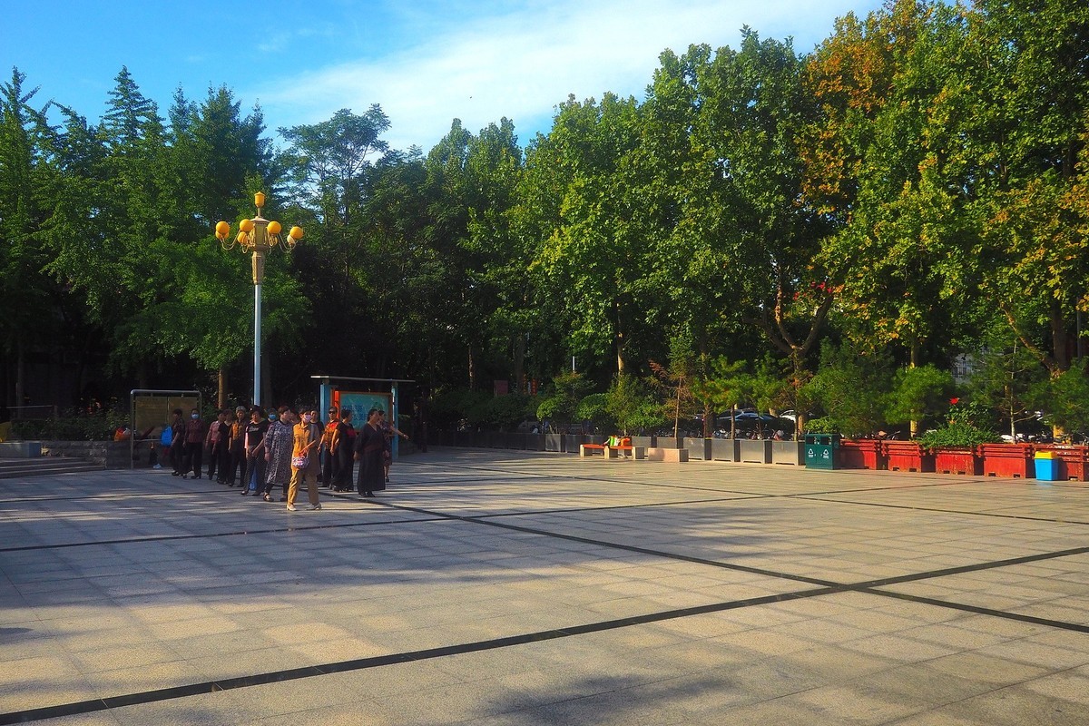 秋天里的西清公园