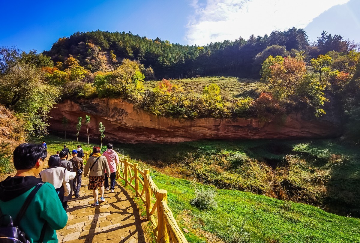 陝西甘泉雨岔大峽谷