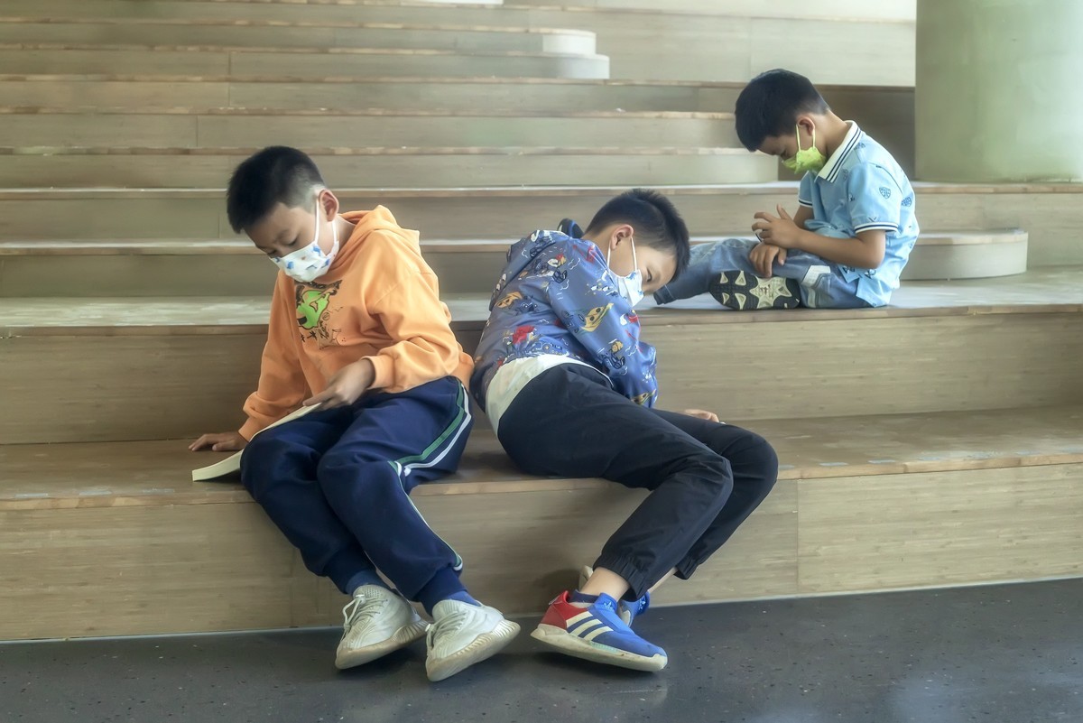 书山有路 · 天府人文艺术图书馆