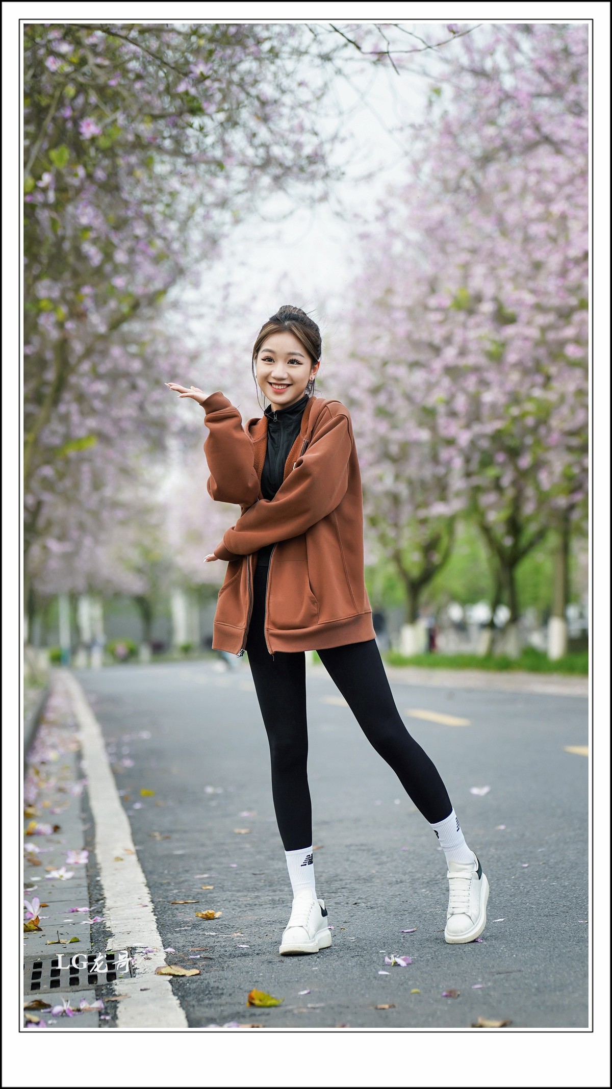 《春满校园系列》之八 彦彦