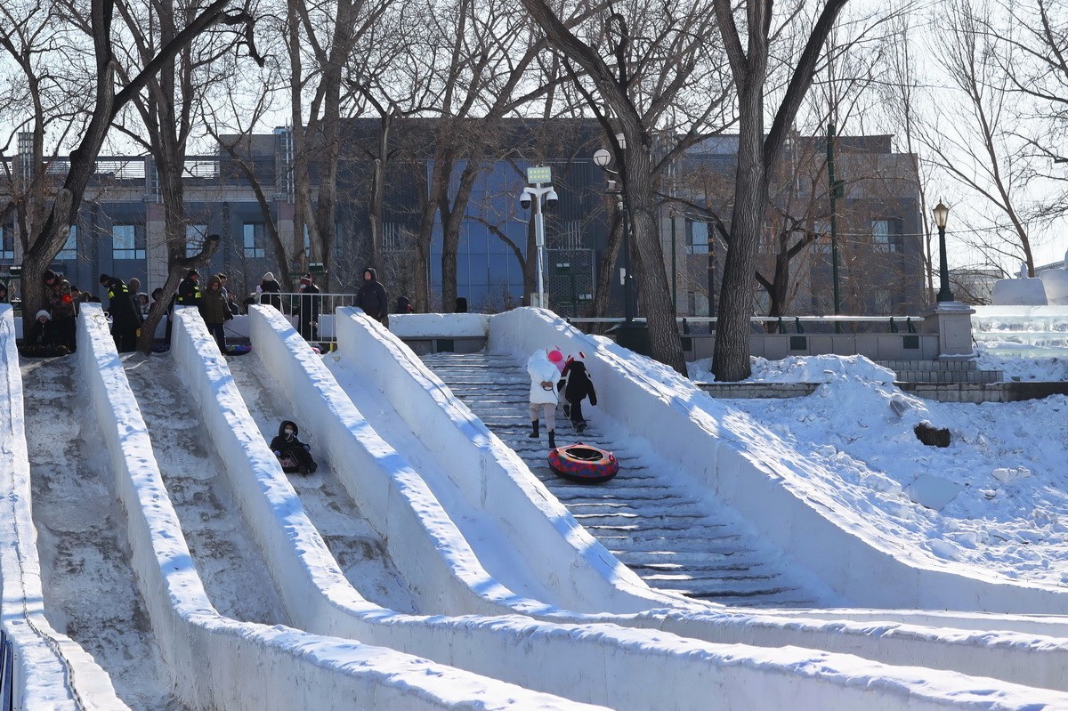 冬日江面上      1