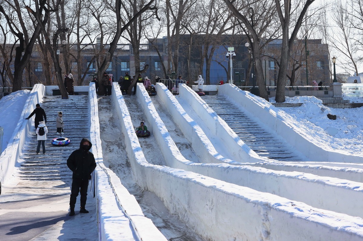 冬日江面上      1
