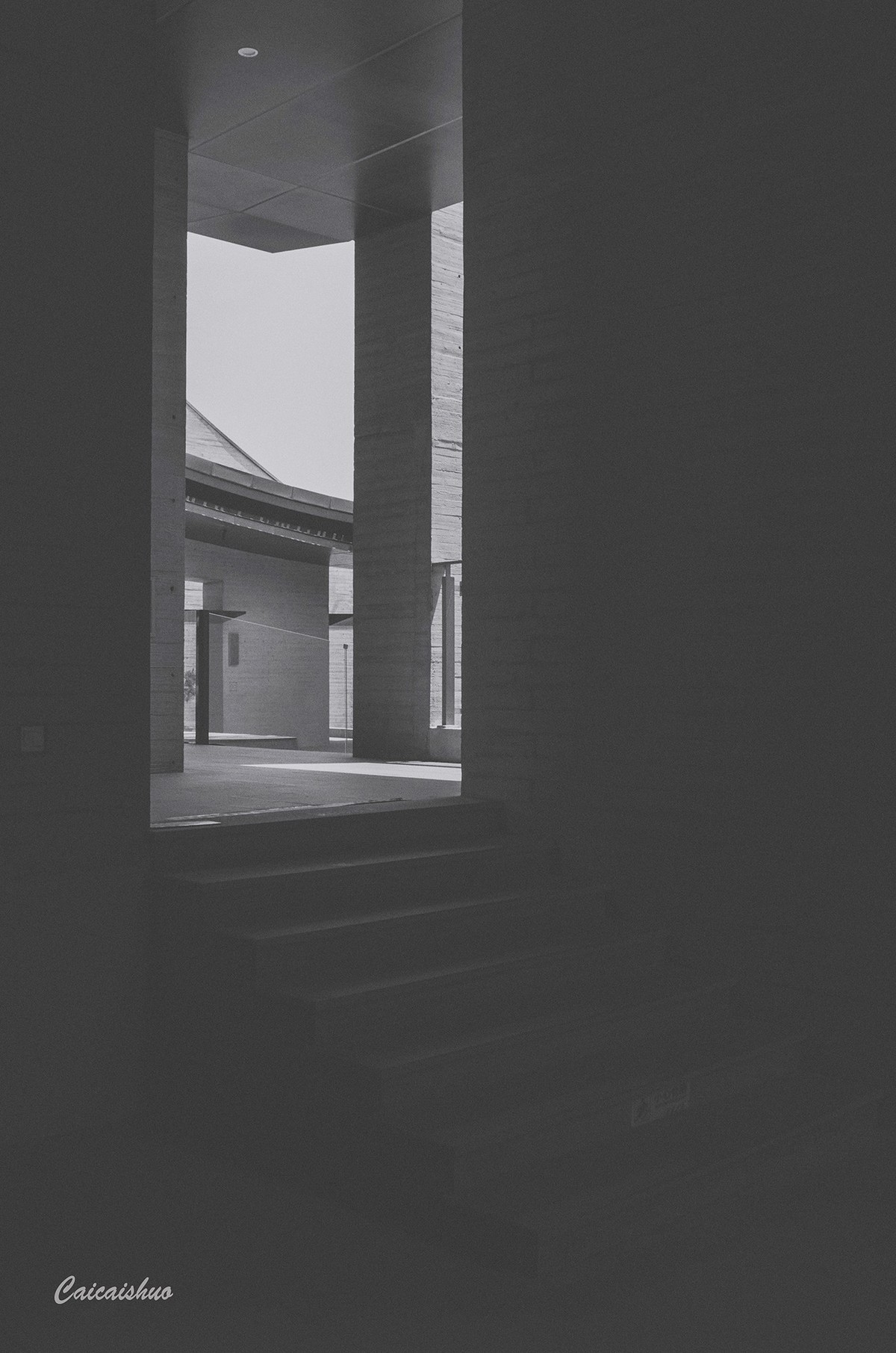 【菜々手摄影】黑白灰的世界~国庆寺街拍