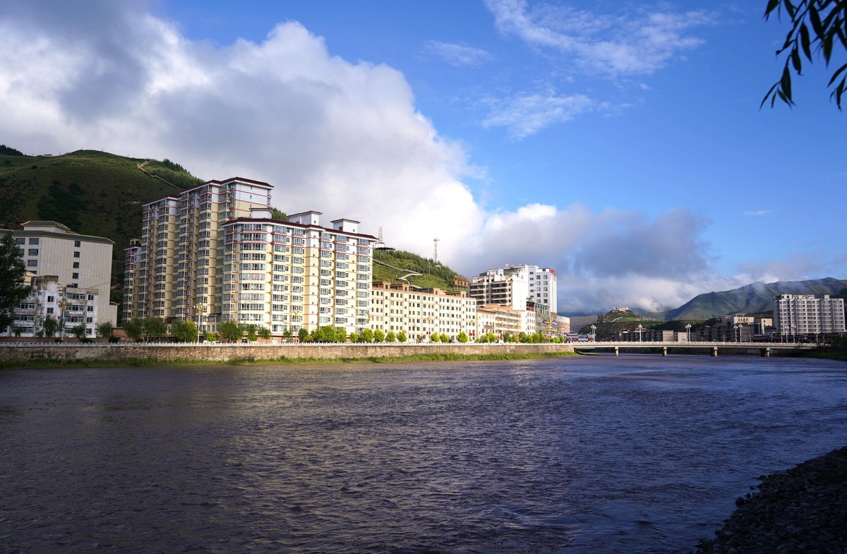 卓尼县城——花园式的藏区风情
