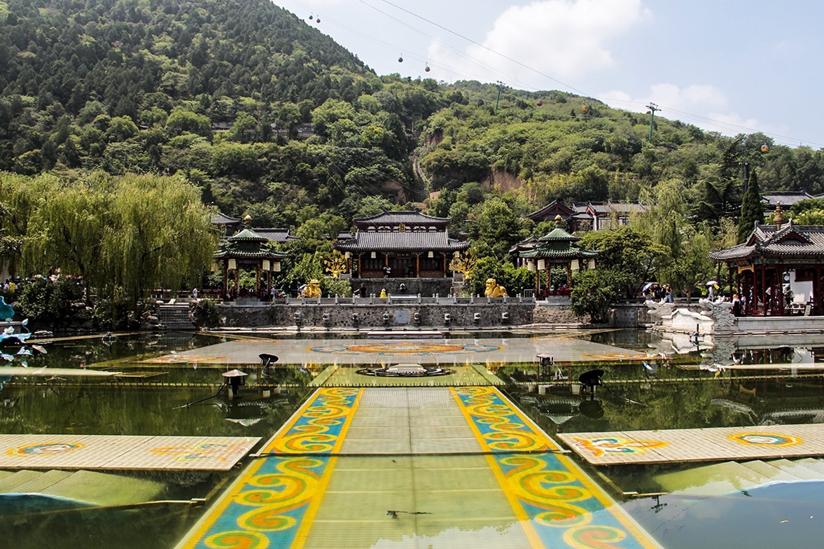 旅游摄影练习与后期制作。