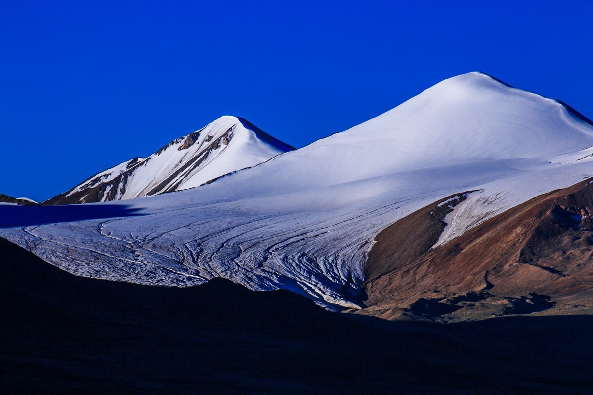 雪山大地