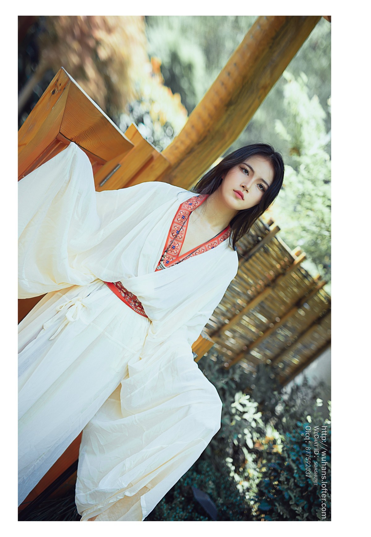 武汉摄影大叔-古装美女拍摄-地点：沙湖公园 镜头：50mm 补光：反光板x1