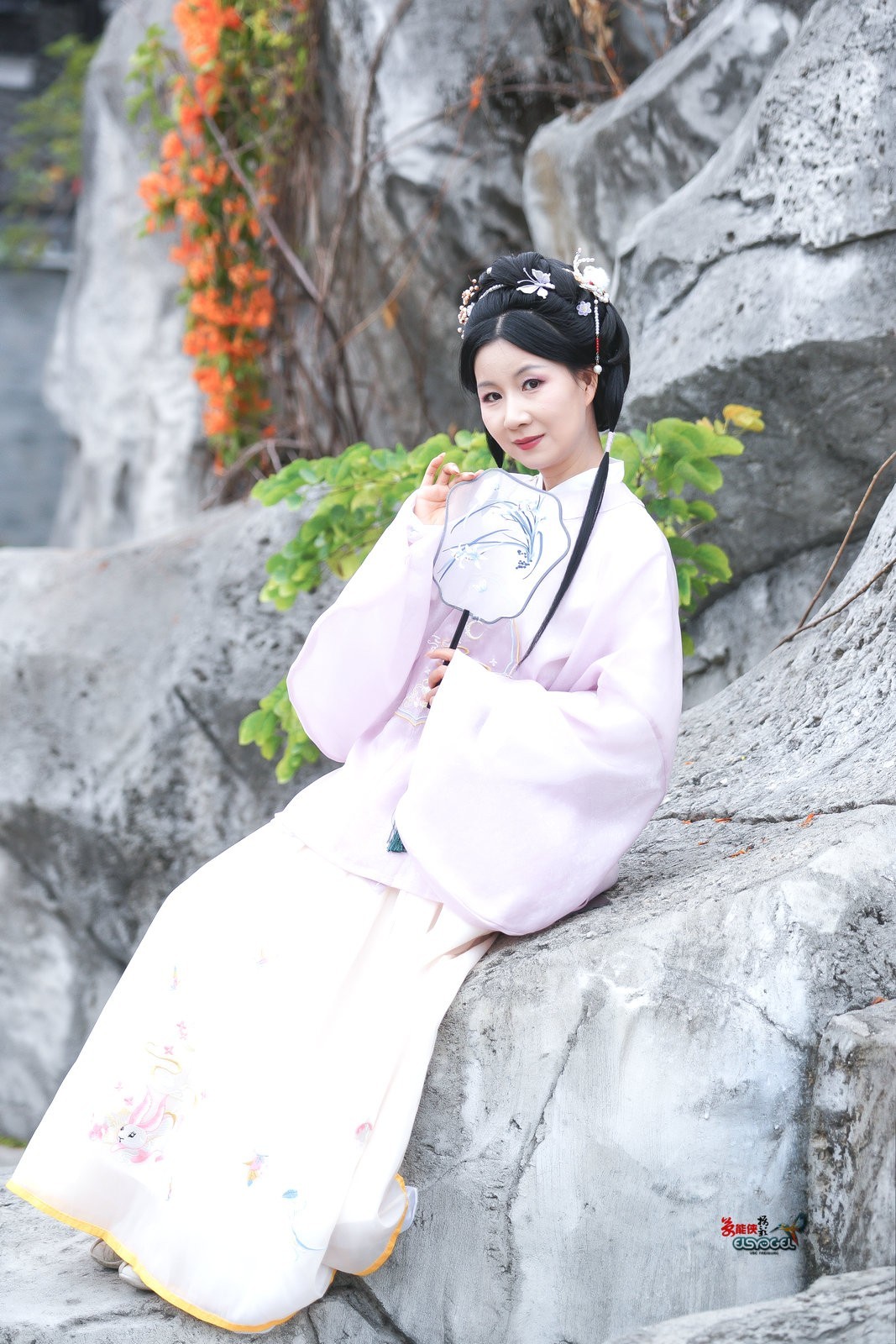 【古风小侍女】---婉灵