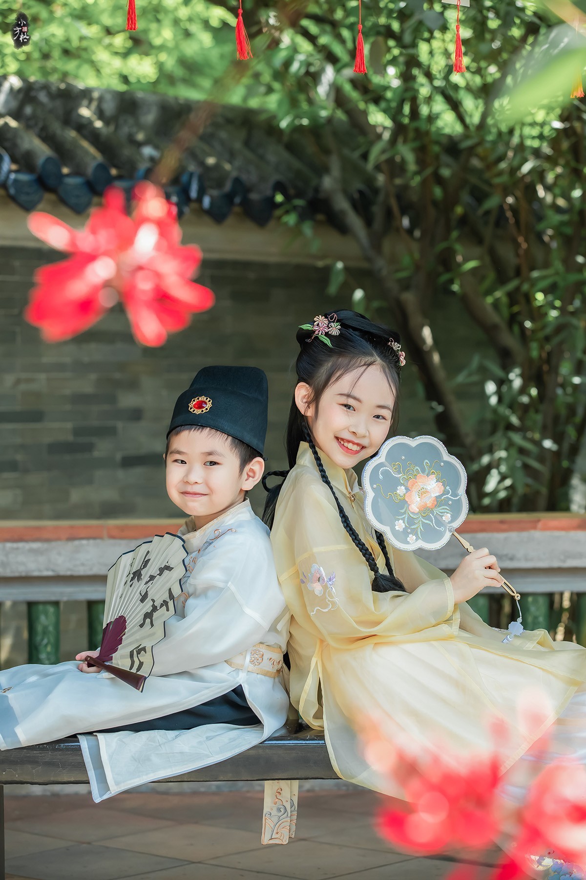 姐弟俩穿越回唐朝。