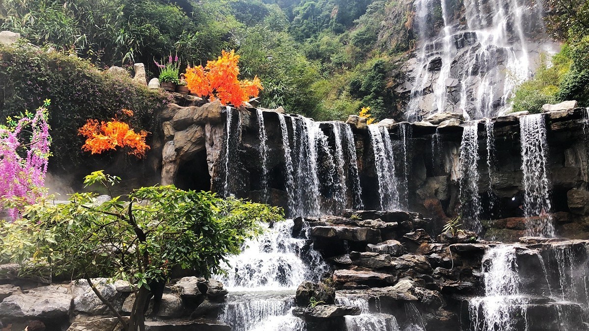 广东清远---古龙峡瀑布群---手机拍摄