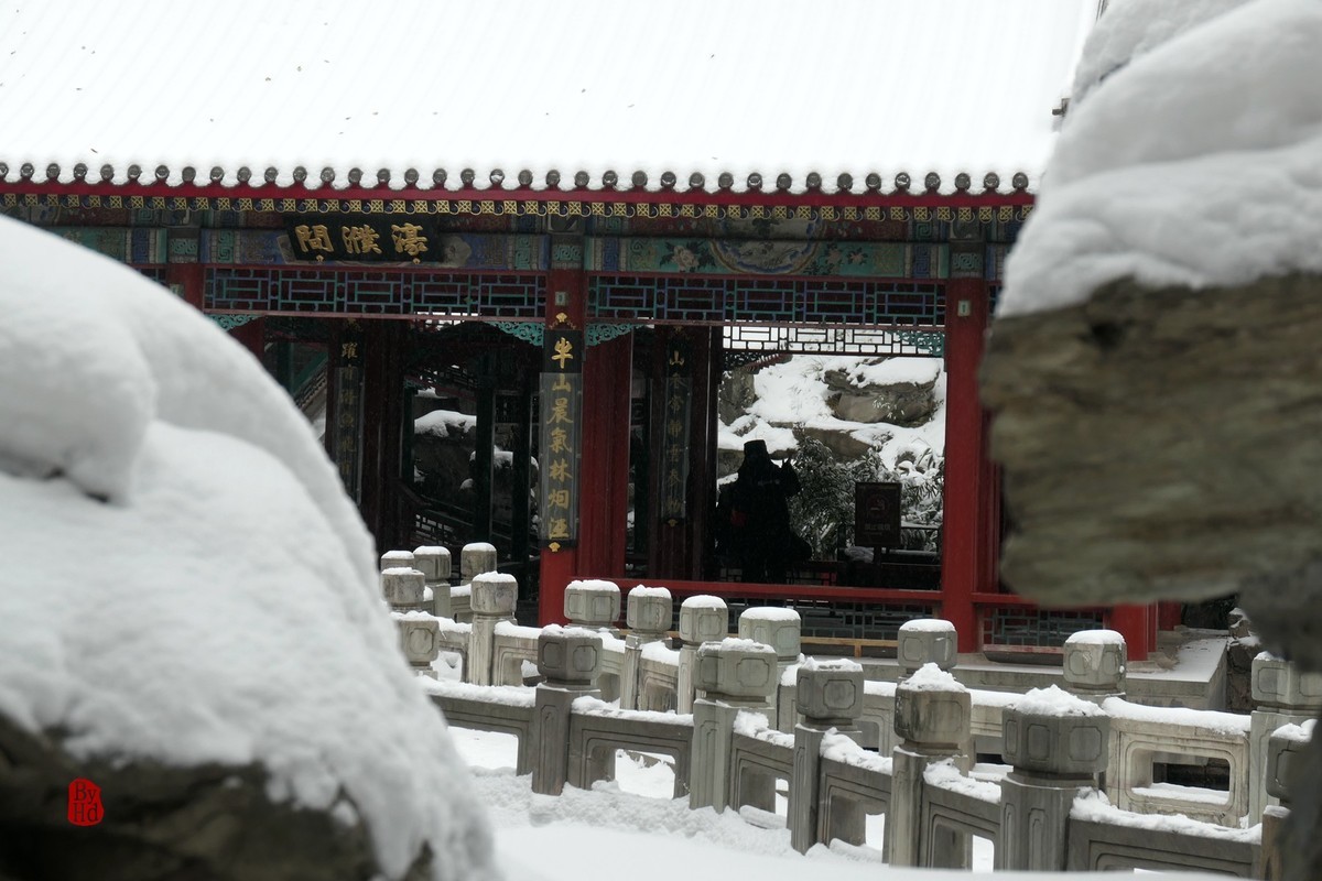 北京北海公园雪景