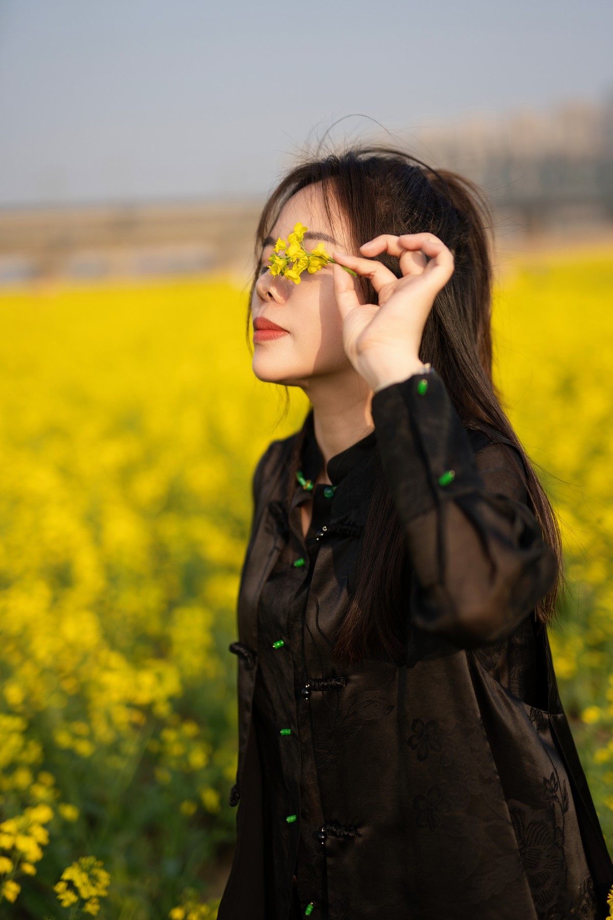 风很温柔，花很浪漫