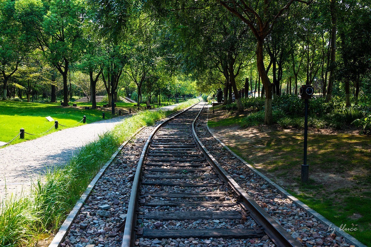 白塔公园《上》