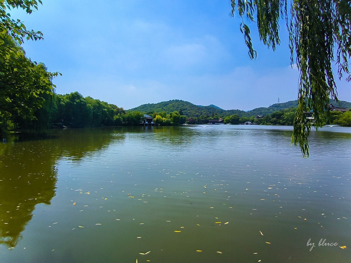 白塔公园《上》