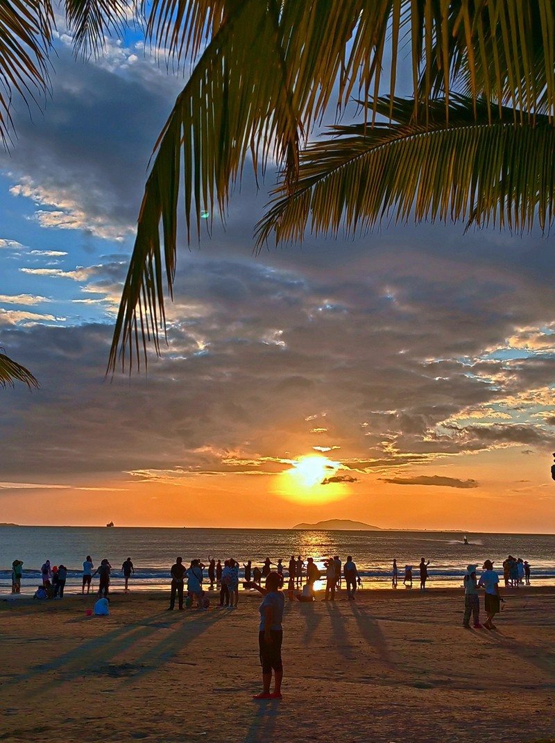 三亚椰梦长廊夕阳美231218(1)